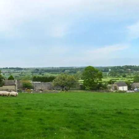 The Gatehouse 레이번