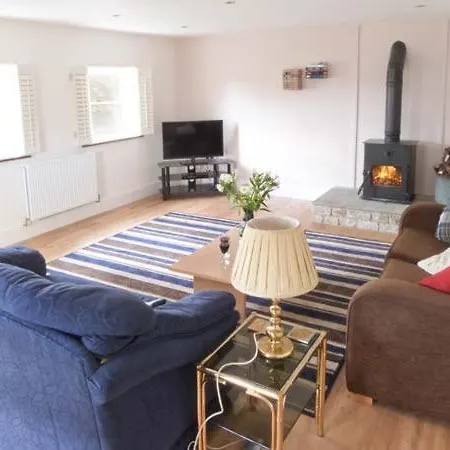 펜션 The Gatehouse 레이번