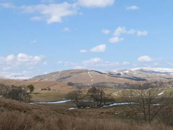 The Gatehouse 레이번